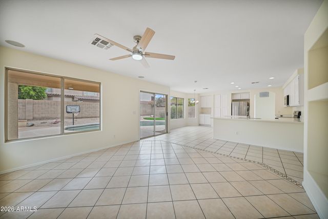 7456 W POTTER Drive, Glendale, AZ 85308