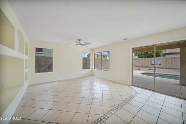 7456 W POTTER Drive, Glendale, AZ 85308