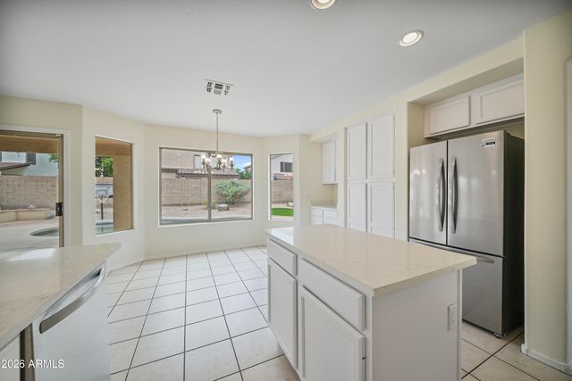 7456 W POTTER Drive, Glendale, AZ 85308