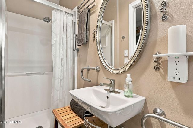 10722 W WELK Drive, Sun City, AZ 85373