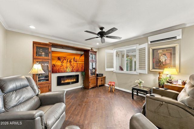 10722 W WELK Drive, Sun City, AZ 85373