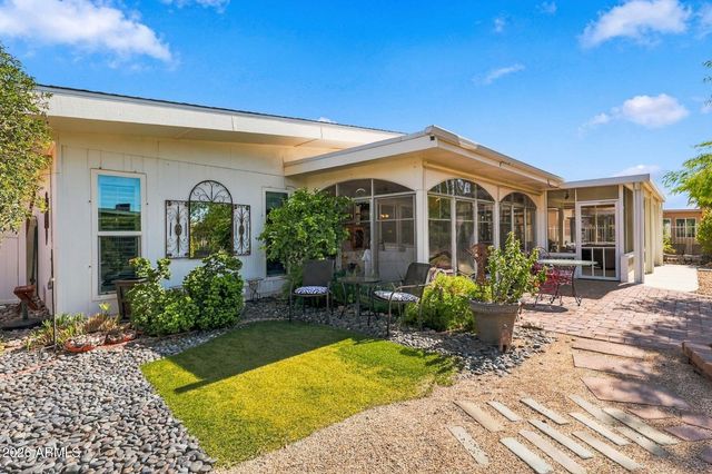 10722 W WELK Drive, Sun City, AZ 85373