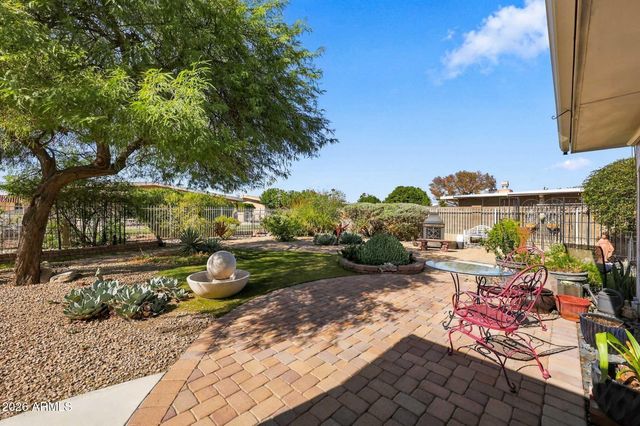 10722 W WELK Drive, Sun City, AZ 85373