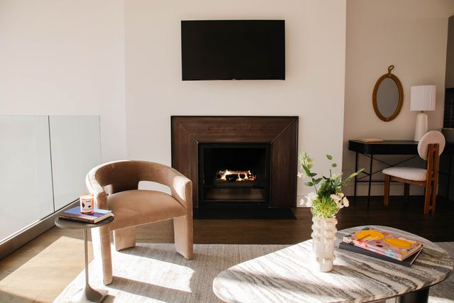 416 W 51ST Street, New York City, NY 10019