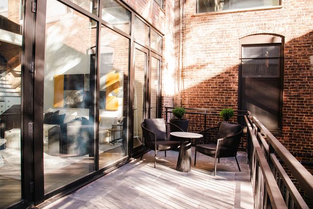 416 W 51ST Street, New York City, NY 10019