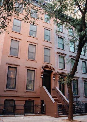 416 W 51ST Street, New York City, NY 10019