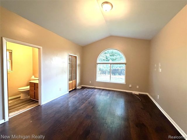 29339 Geraldine Court, Farmington Hills, MI 48336