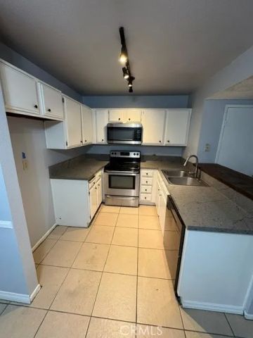 1400 W Edgehill Road 11, San Bernardino, CA 92405