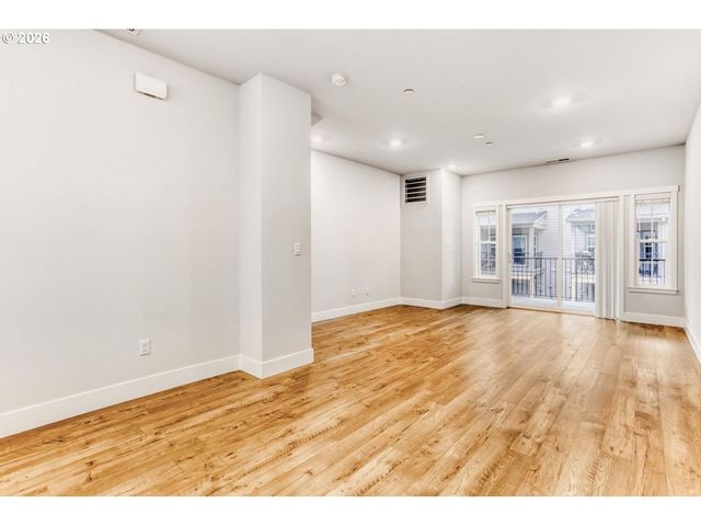 16087 Nw PRISTINE Ln, Portland, OR 97229