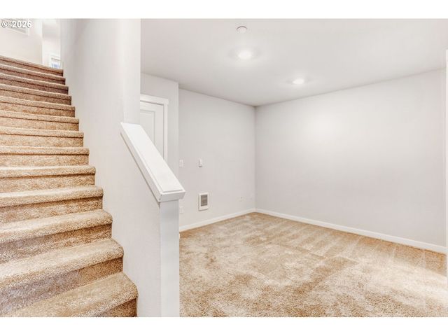 16087 Nw PRISTINE Ln, Portland, OR 97229