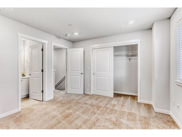 16087 Nw PRISTINE Ln, Portland, OR 97229