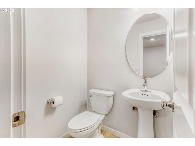 16087 Nw PRISTINE Ln, Portland, OR 97229