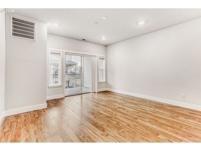 16087 Nw PRISTINE Ln, Portland, OR 97229