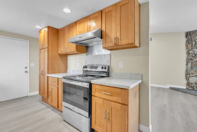 7304 Fletcher Farm Dr, Sacramento, CA 95828