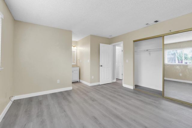 7304 Fletcher Farm Dr, Sacramento, CA 95828