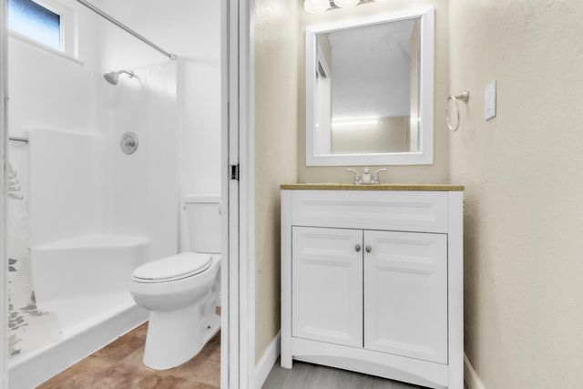 7304 Fletcher Farm Dr, Sacramento, CA 95828