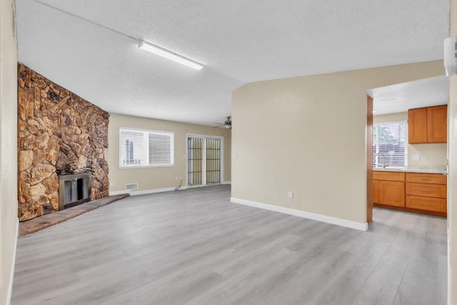 7304 Fletcher Farm Dr, Sacramento, CA 95828