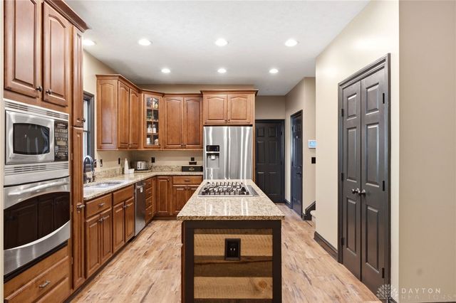2054 Winding Brook Way, Xenia, OH 45385