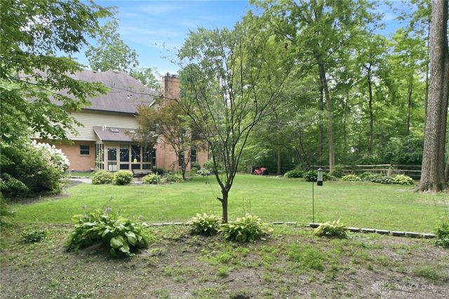 2054 Winding Brook Way, Xenia, OH 45385