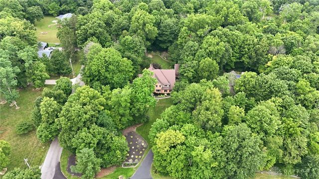 2054 Winding Brook Way, Xenia, OH 45385