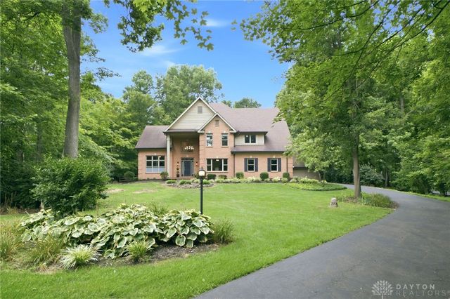 2054 Winding Brook Way, Xenia, OH 45385