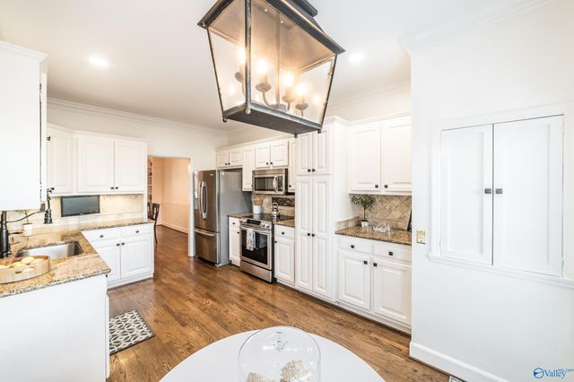 65 Revere Way 65, Huntsville, AL 35801