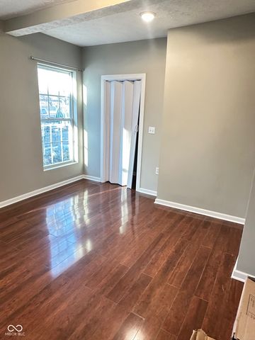 424 S Parker Avenue, Indianapolis, IN 46201
