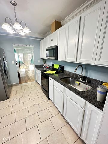 424 S Parker Avenue, Indianapolis, IN 46201