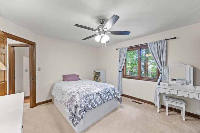 166 Fawn Court, Westerville, OH 43081