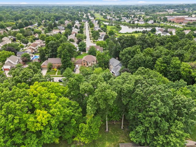 166 Fawn Court, Westerville, OH 43081