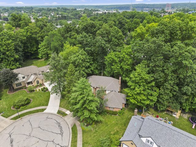 166 Fawn Court, Westerville, OH 43081