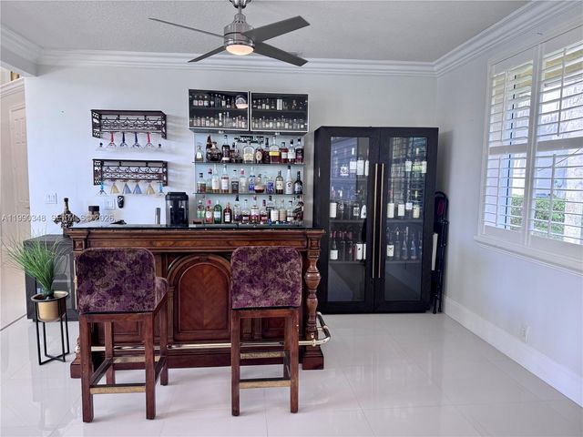 219 Landings Blvd, Weston, FL 33327