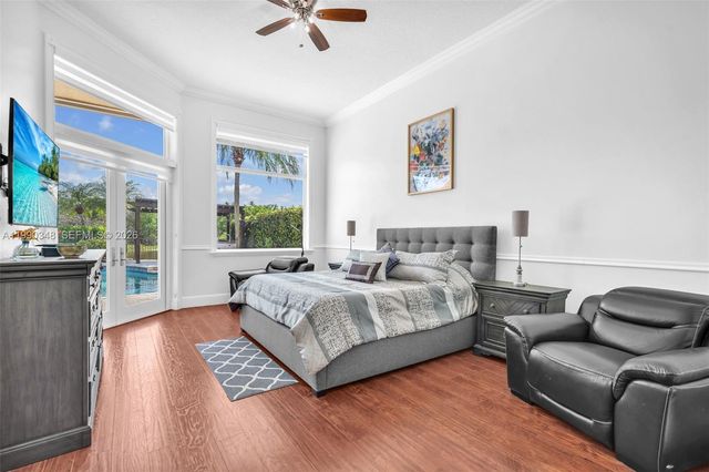 219 Landings Blvd, Weston, FL 33327