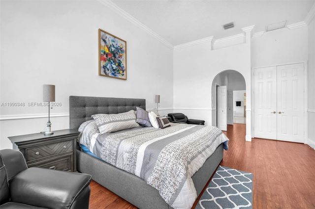 219 Landings Blvd, Weston, FL 33327