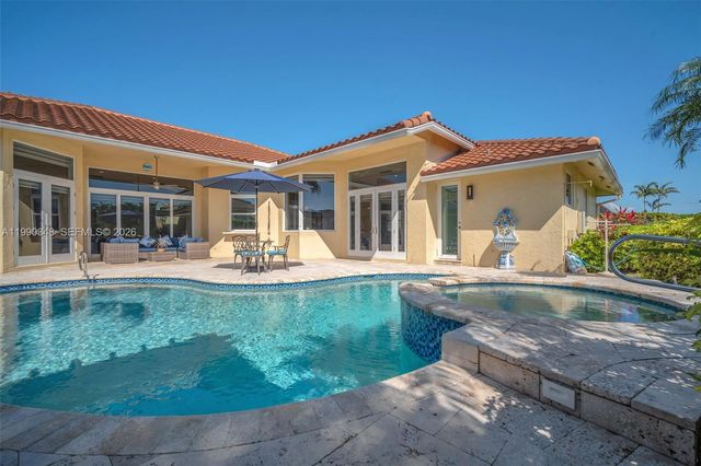 219 Landings Blvd, Weston, FL 33327