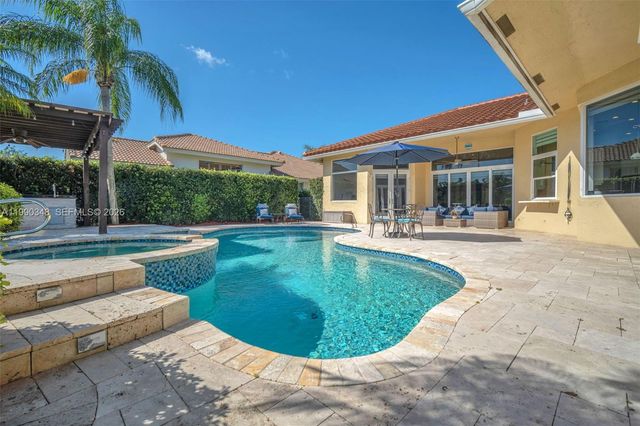 219 Landings Blvd, Weston, FL 33327