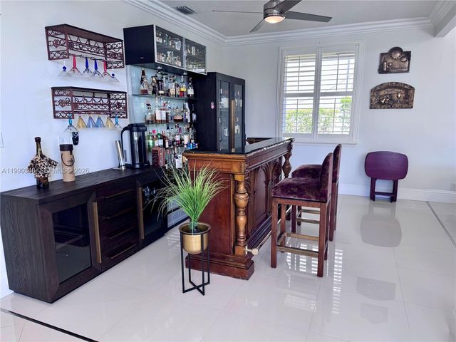 219 Landings Blvd, Weston, FL 33327