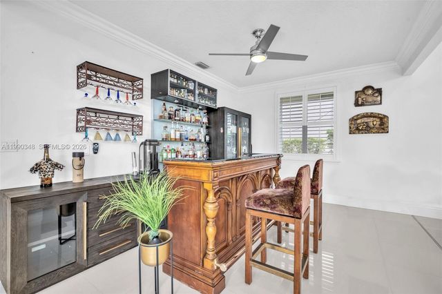 219 Landings Blvd, Weston, FL 33327