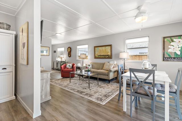 9 Sandy Beach Rd, Vallejo, CA 94590