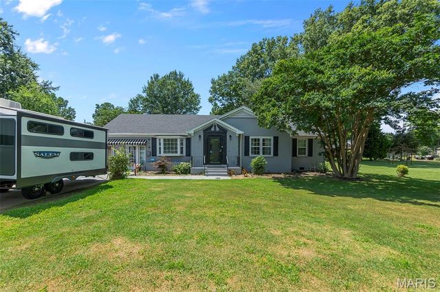 907 Taylor Street, Sikeston, MO 63801