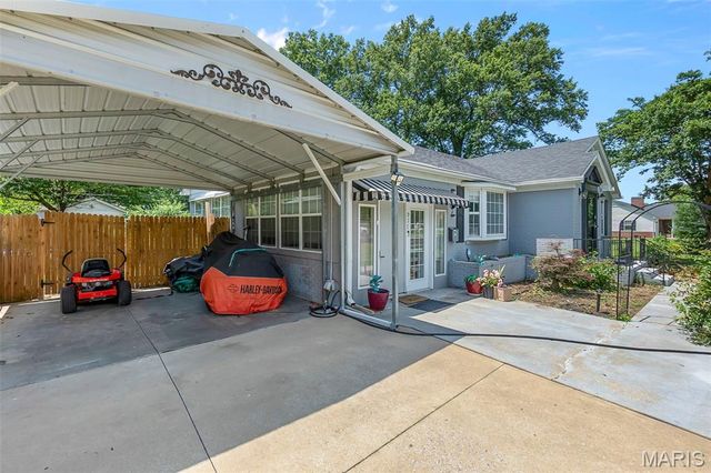 907 Taylor Street, Sikeston, MO 63801