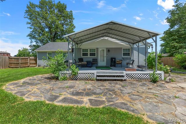 907 Taylor Street, Sikeston, MO 63801