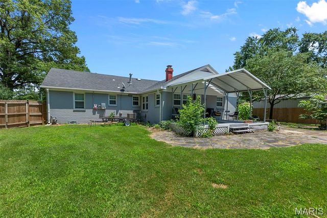 907 Taylor Street, Sikeston, MO 63801