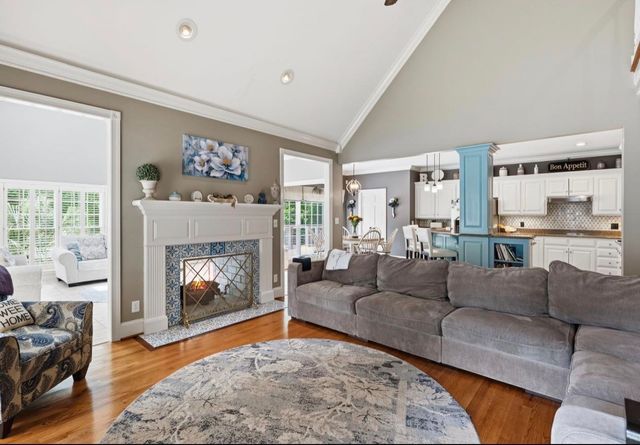 110 W Woodglen Road, Spartanburg, SC 29301