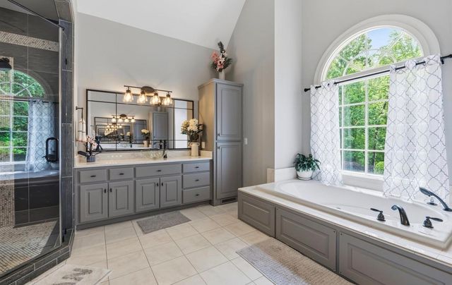 110 W Woodglen Road, Spartanburg, SC 29301