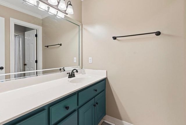 110 W Woodglen Road, Spartanburg, SC 29301