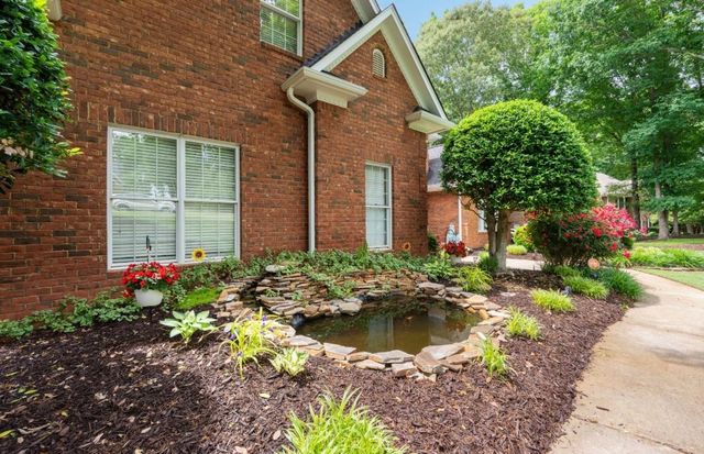 110 W Woodglen Road, Spartanburg, SC 29301