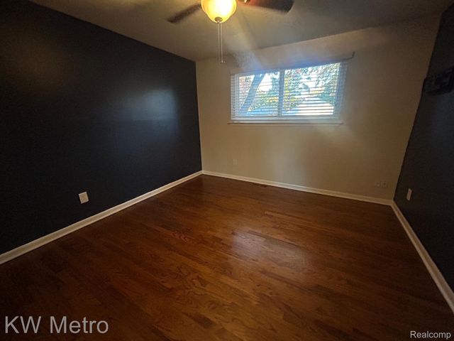 1210 KENILWORTH, Clawson, MI 48017