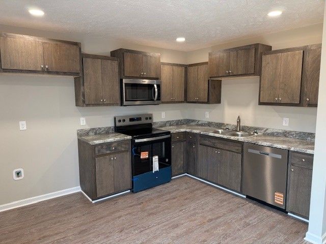 3336 Oak Grove Rd, Decherd, TN 37324