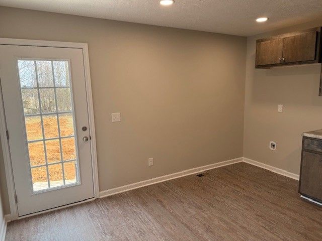 3336 Oak Grove Rd, Decherd, TN 37324